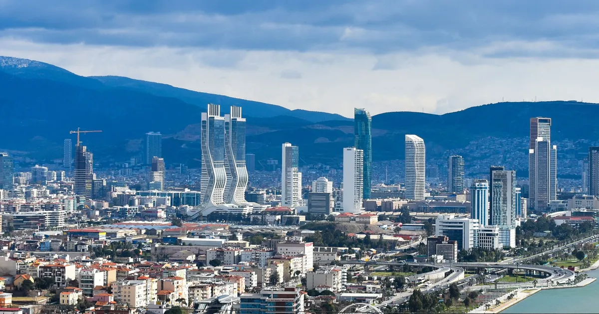 Измир — вид города